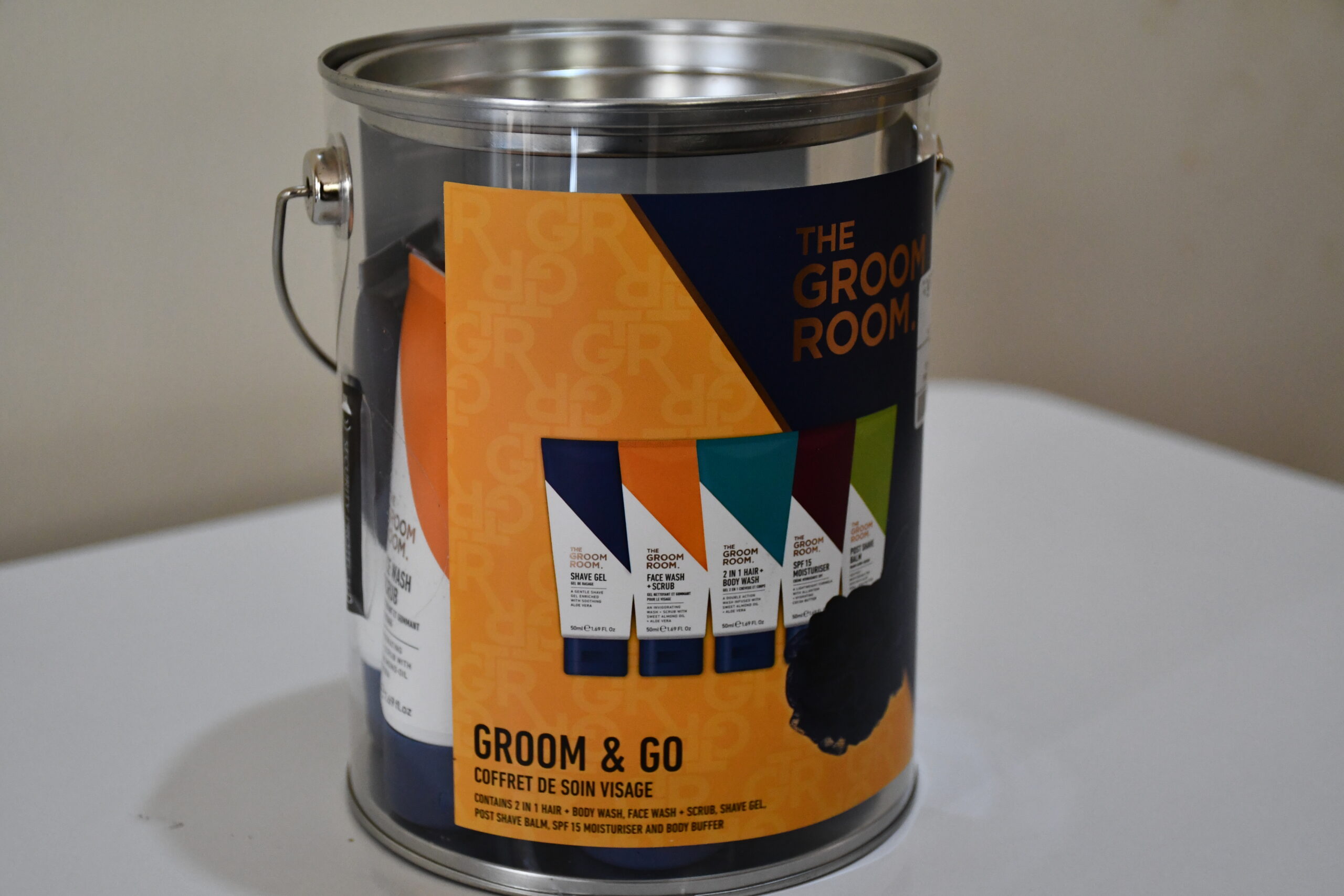 THE GROOM ROOM