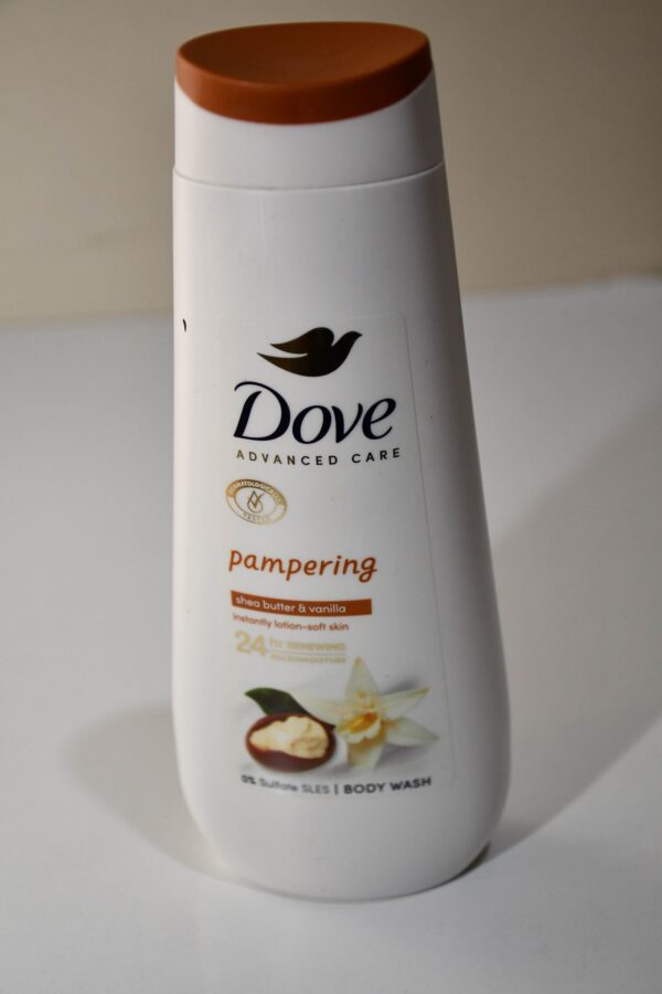 Dove Advanced Care Pampering Shea Butter & Vanilla Body Wash