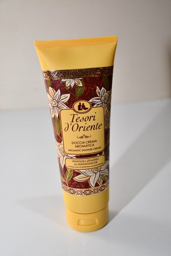 Tesori d'Oriente Madagascar Vanilla and Ginger Aromatic Shower Cream (250ml)
