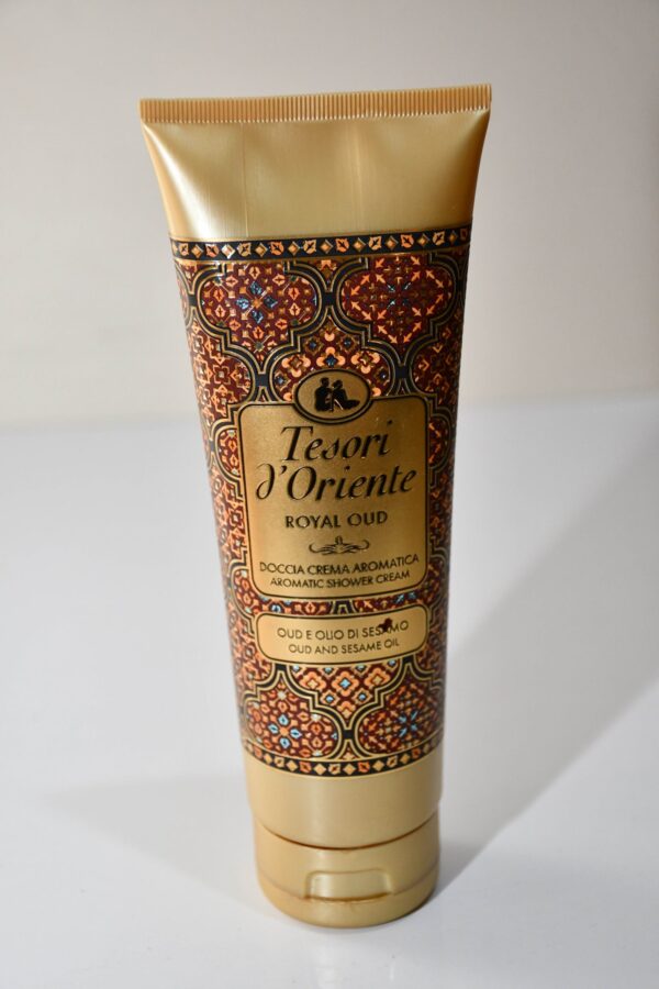 DSC_3634 Tesori d'Oriente Royal Oud Aromatic Shower Cream (250ml)