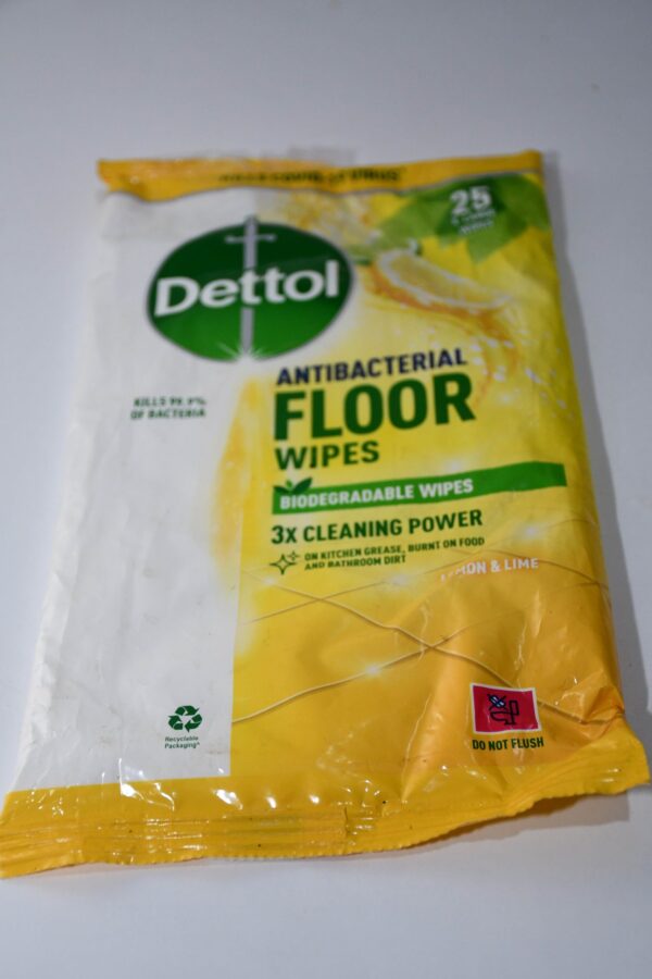 Dettol ANTIBACTERIAL FLOOW WIPES